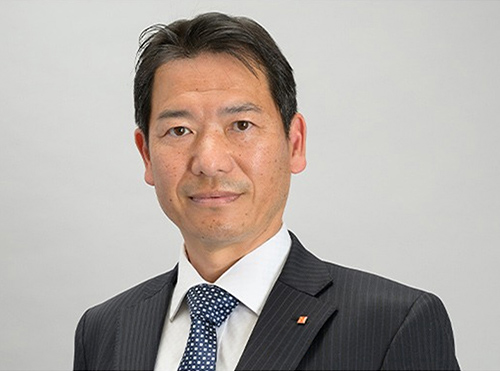 栗川 周作の写真